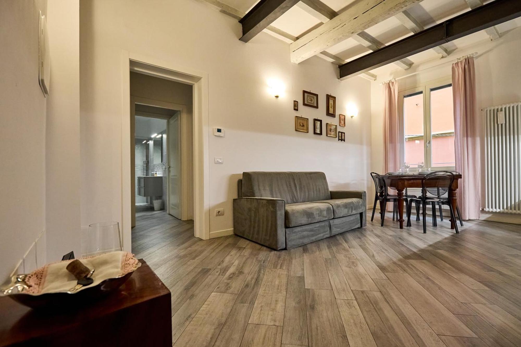 La Torre Lunga -Smart Working- 150 M Dalle-From Due Torri-Two Towers Μπολόνια Εξωτερικό φωτογραφία