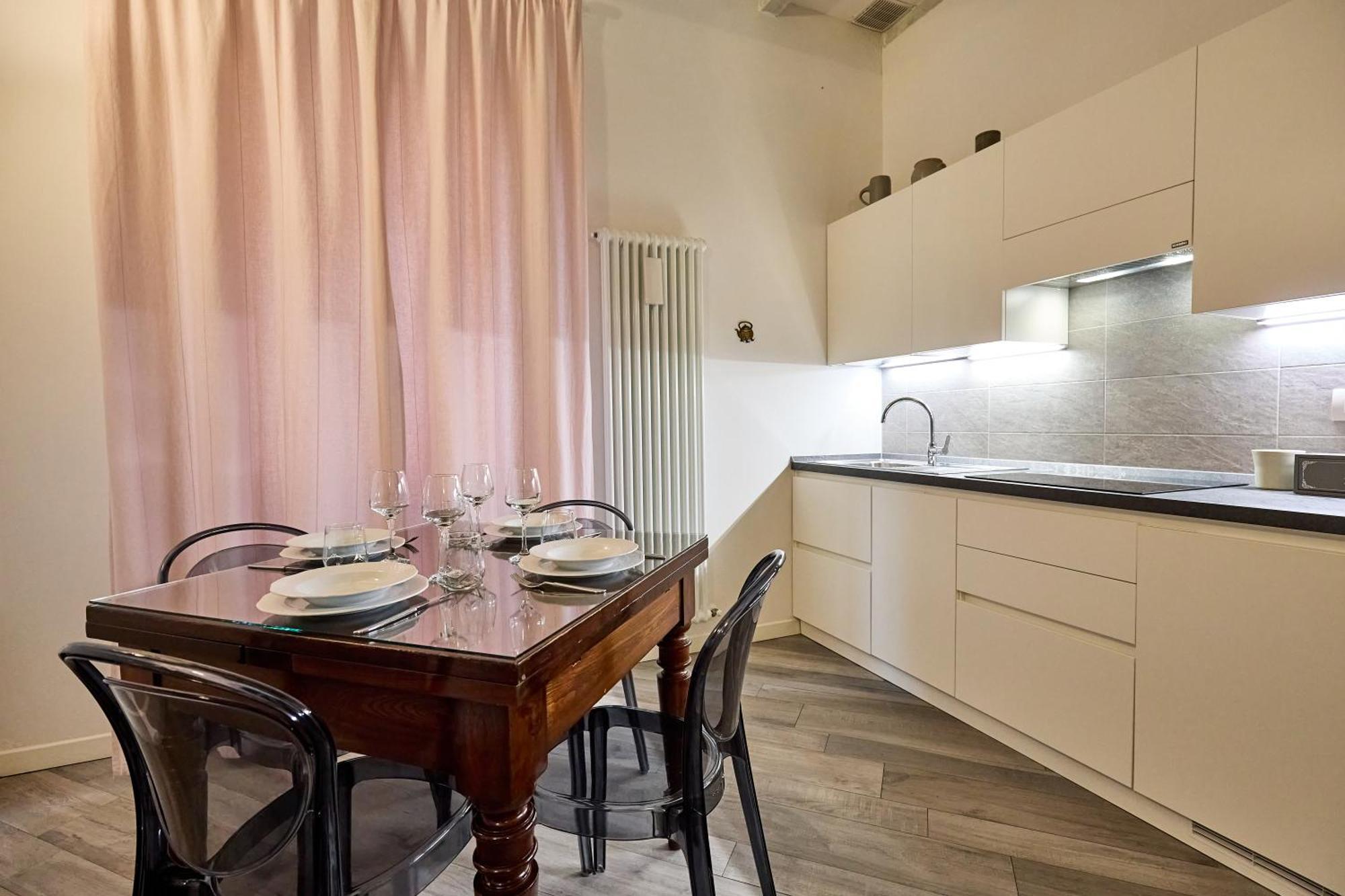 La Torre Lunga -Smart Working- 150 M Dalle-From Due Torri-Two Towers Μπολόνια Εξωτερικό φωτογραφία
