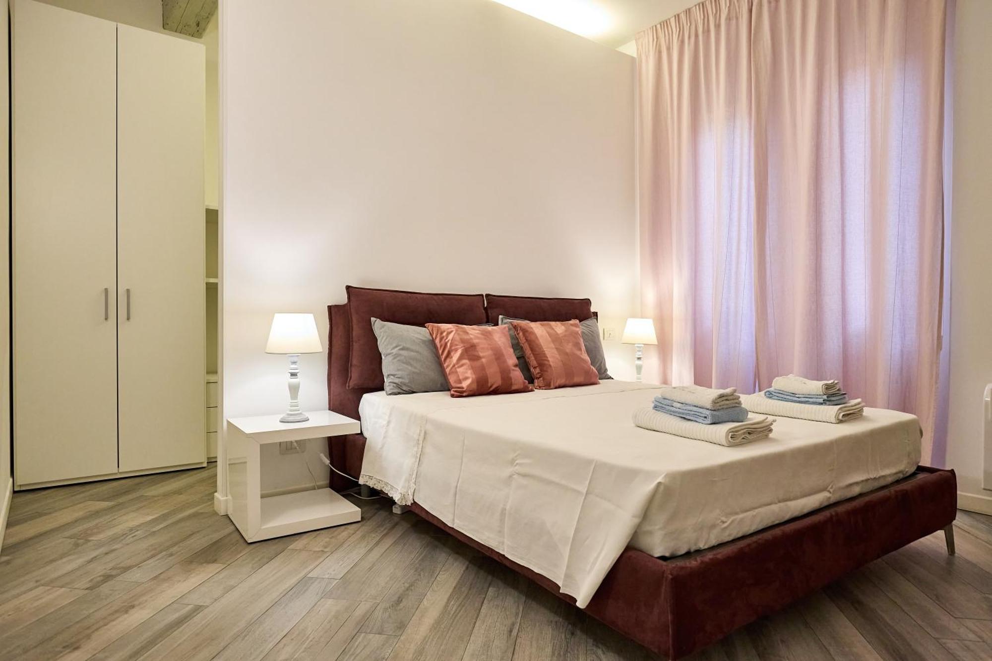La Torre Lunga -Smart Working- 150 M Dalle-From Due Torri-Two Towers Μπολόνια Εξωτερικό φωτογραφία