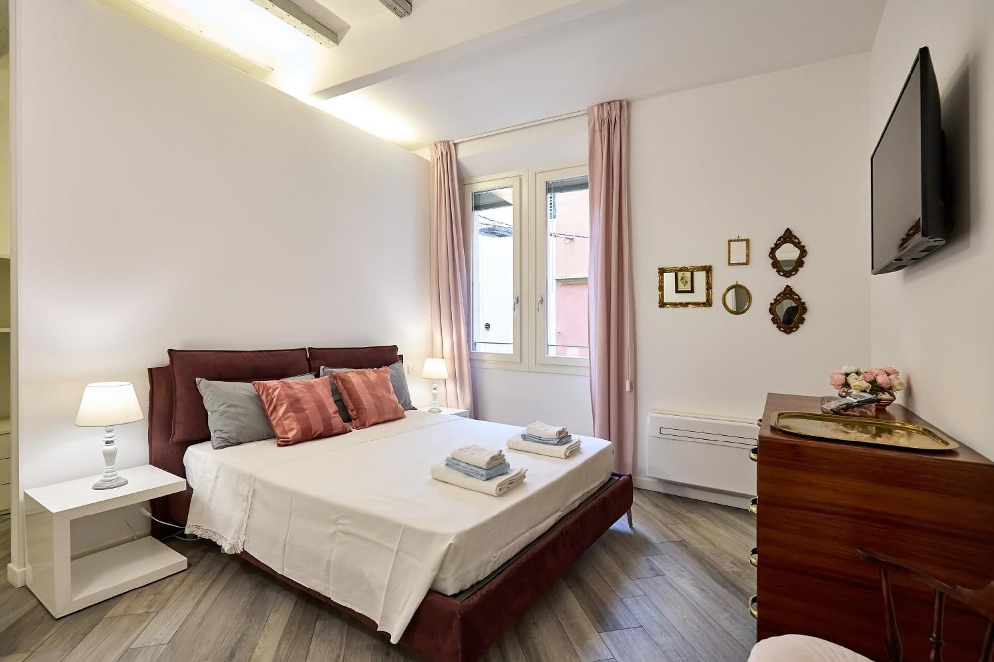 La Torre Lunga -Smart Working- 150 M Dalle-From Due Torri-Two Towers Μπολόνια Εξωτερικό φωτογραφία